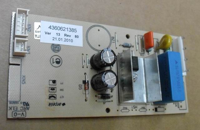 Arçelik 2393 CMBE KOMBİ Buzdolabı Ana Kart 7231420100